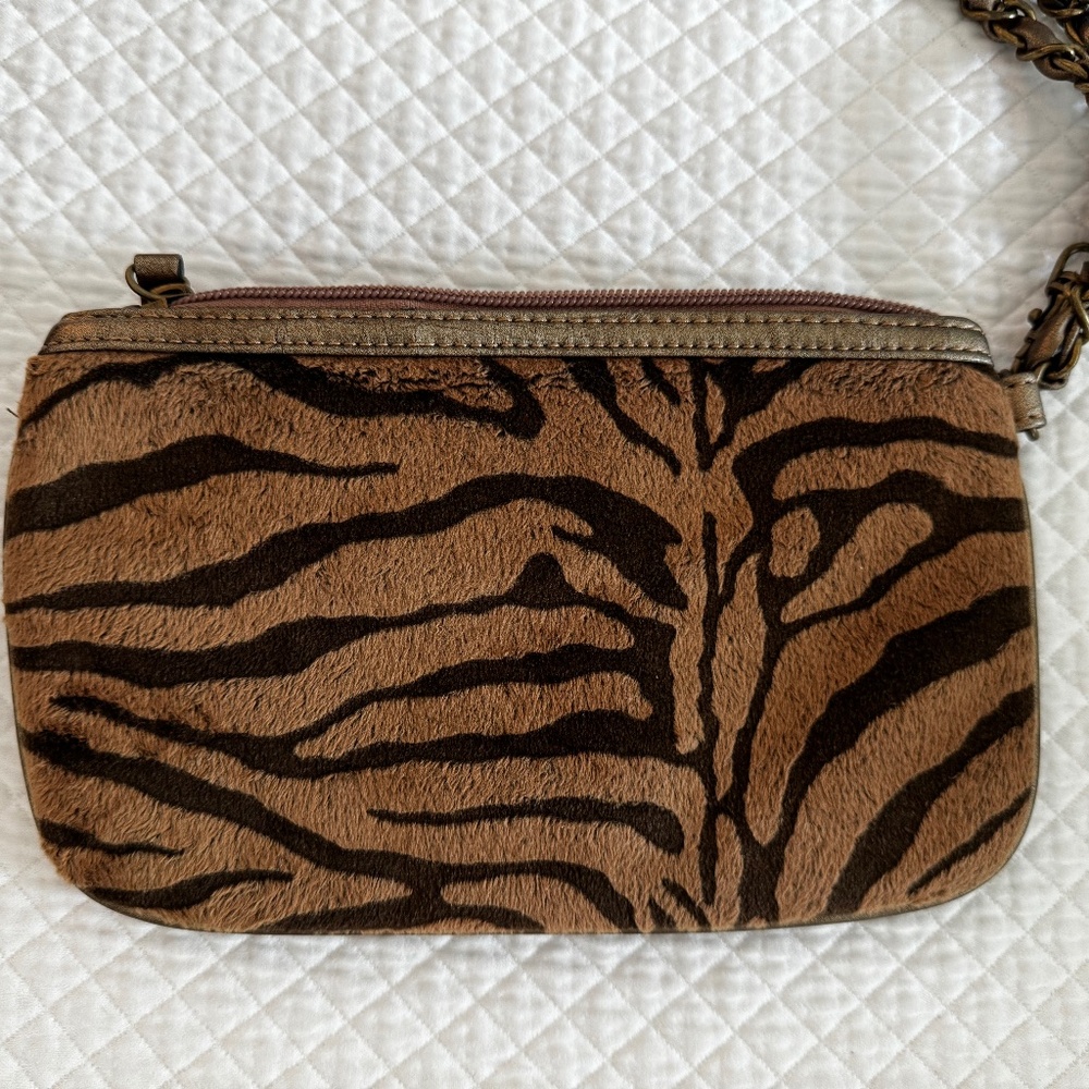 Sondra Roberts clutch